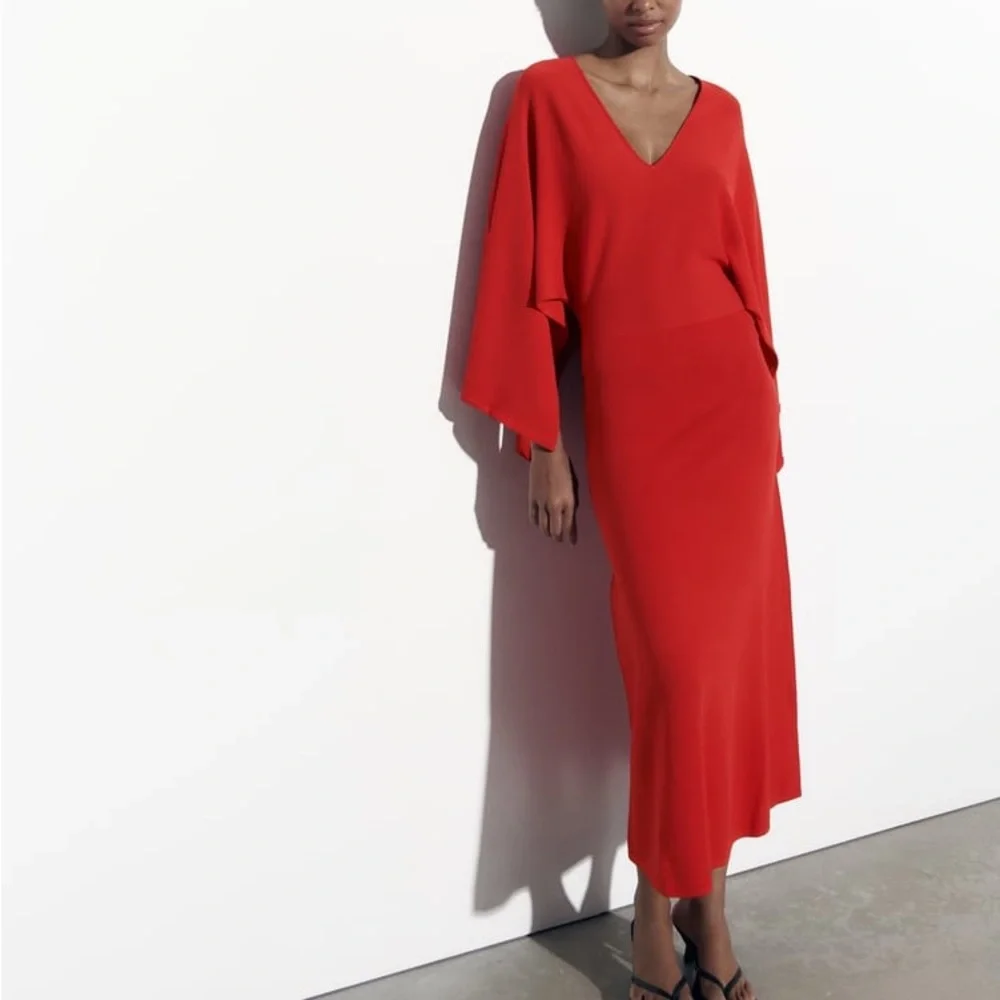 Zara Cape Sleeve Knit Dress - Picture 5 of 11